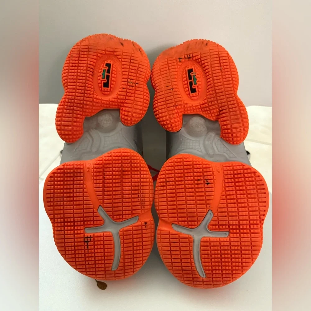 Nike Lebron 19 Boy’s Basketball Shoes in Orange and Gray| Size: 5